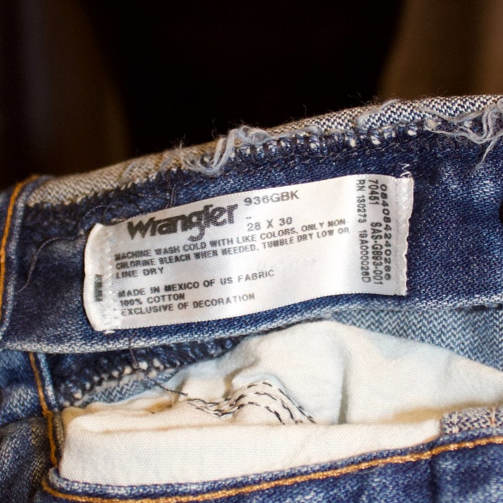 Vintage Wrangler Straight Leg Jeans - Picture 6 of 6